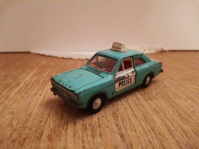 Dinky 270, Ford Panda Police Car - Free Price Guide & Review