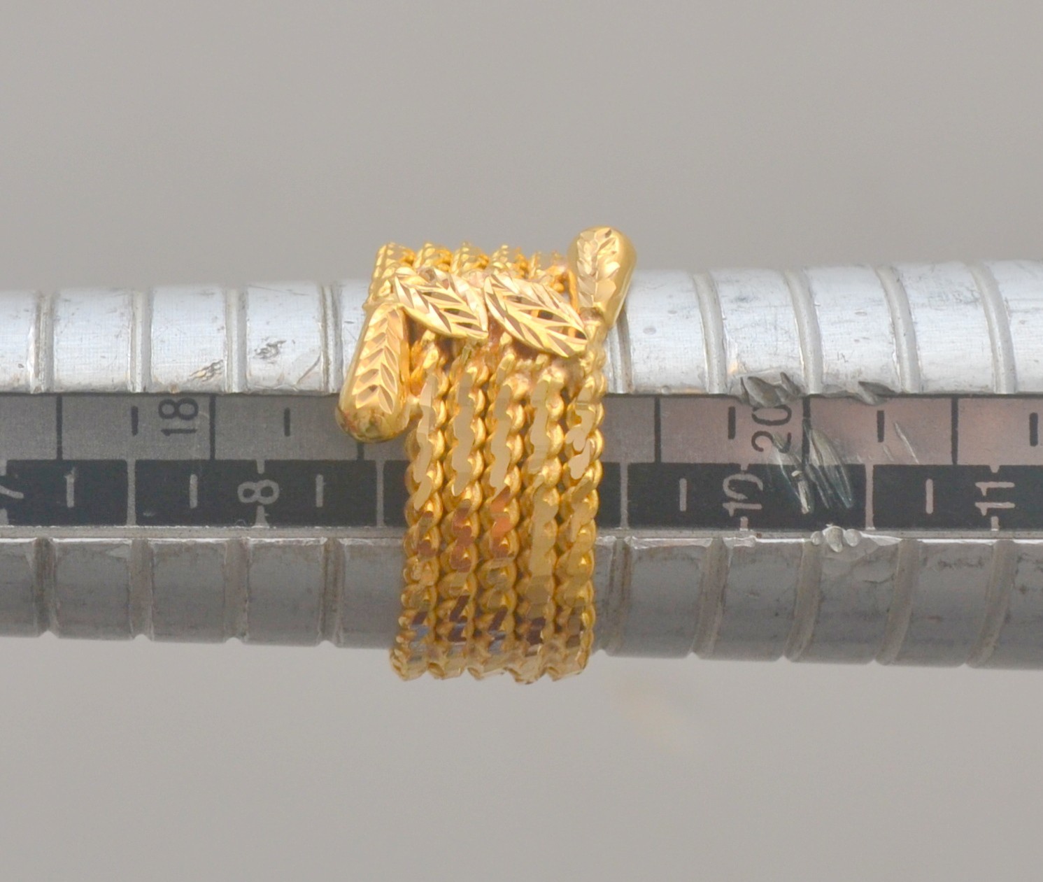 22K Solid Gold Ring Multi Strand Mesh Design Size… - image 9