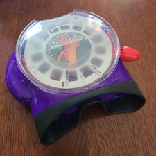 Vintage Purple 2002 Fisher-Price 3D View-Master Reel Toy Slide Viewer w/ reel