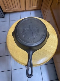 Antique #5 Slant Griswold Big Emblem #724 A Cast Iron Skillet With Smoke Ring
