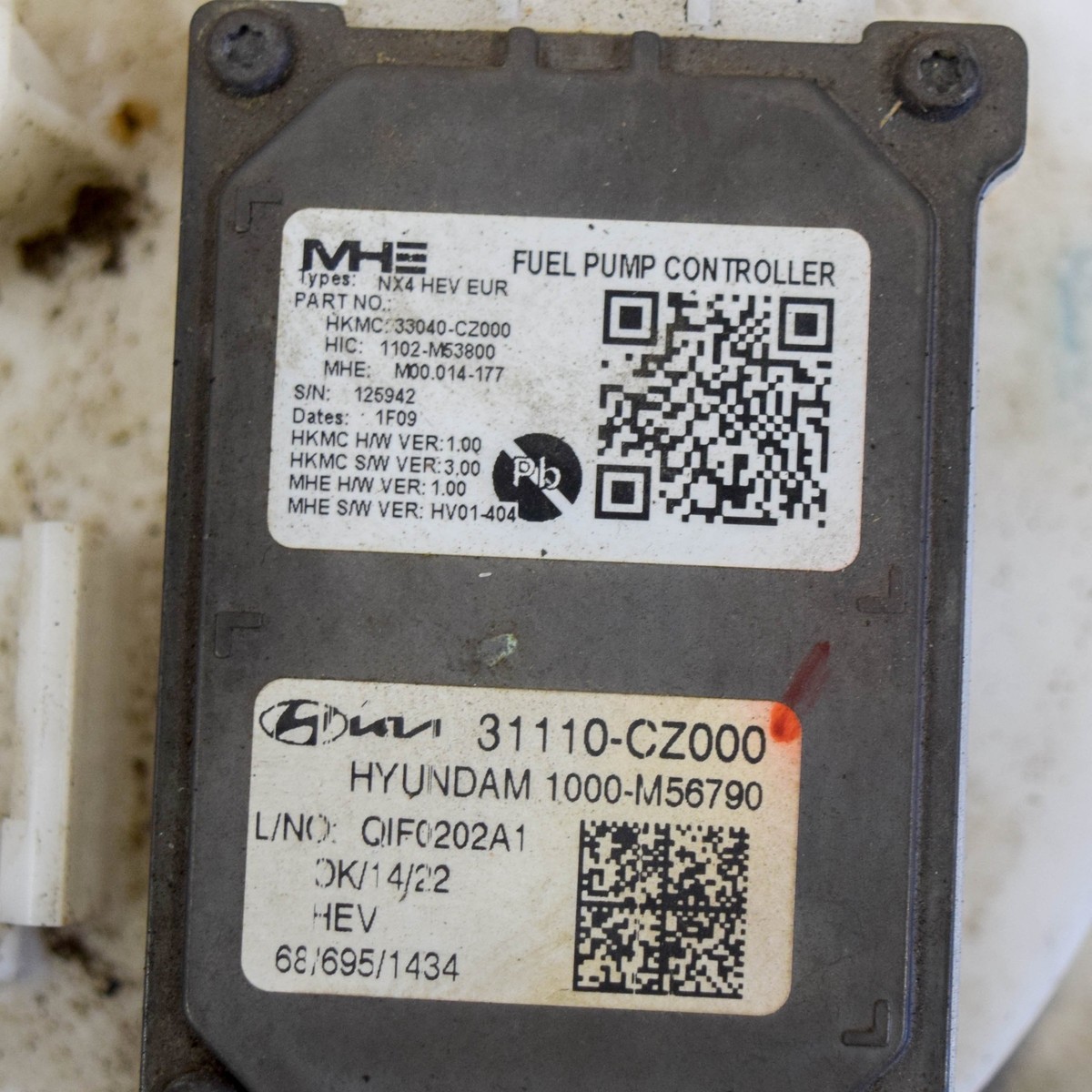 HHYUNDAI TUCSON NX4 Fuel Tank Pump 33040-CZ000 31110-CZ000