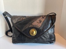 VTG 1980  s Womens Black Soft Leather Magnetic Satchel Shoulder Bag Purse Handbag