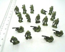 Soldiers Lot of 17 Cast Metal Vintage 2" Tall Unique HTF