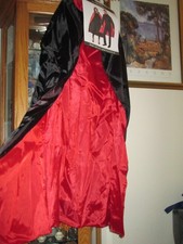 Halloween Costume Reversible Cape w/ Collar Adult One Size Ages 14 NWT Nice