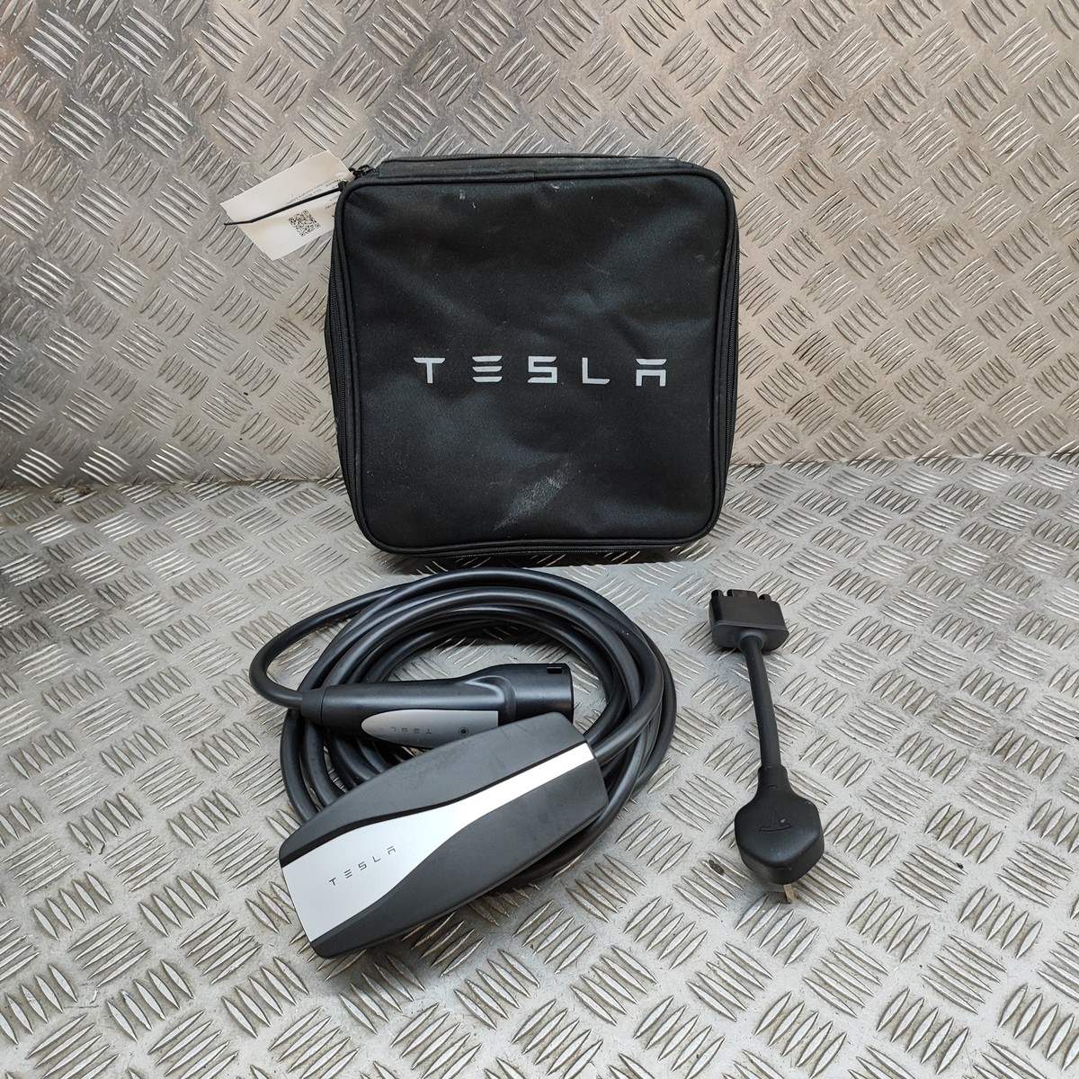 Adattatore Per Tesla, Adattatore CEE 3 Pin Per Tesla Model S/3/X/Y 32A Gen 2EV 220-250V Cavo Ricarica Prolunga Caricabatterie Cavo Ricarica Stazione Ricarica Per Tesla Cavo Massa Deve Essere Collegato