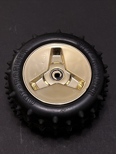 Ruedas vintage Tamiya Thunder Shot chapadas en oro (50343) con neumáticos nuevos - Imagen 3 de 10