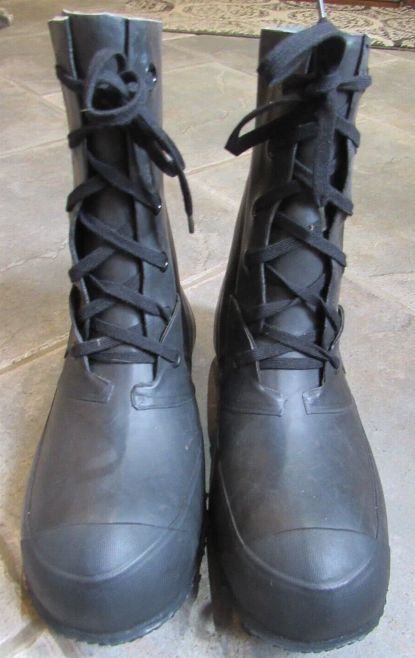 Hood MICKEY MOUSE Boots US -20° No Valve Cold Weather size 9 Narrow black rubber - Image 3 of 4