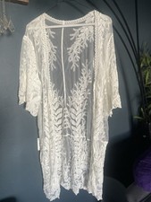 White Lace Duster Kimono Cardigan with An Open Front Size L