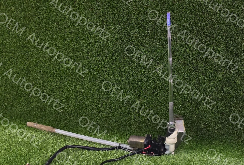 Lexus LS430 2001-2006 Genuine Parking Pole Antenna with Light : Fits Toyota - Image 2 of 4