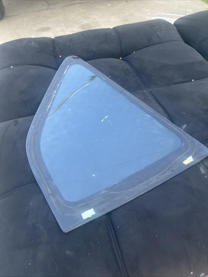 Cuarto de vidrio trasero izquierdo pasajero cupé Acura Integra LS 1990-1993 FABRICANTE DE EQUIPOS ORIGINALES Foto 3 de 3