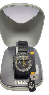 Seiko Original Aliens Ripley Black Chronograph Watch- 7A28-7000