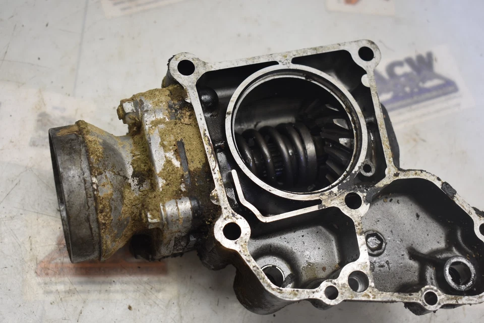 Engranaje de salida del motor A1-7 con funda Kawasaki Bayou 1994 220 Klf 2x4 ATV 88 94 Foto 3 de 4