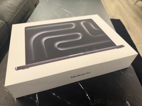 Apple MacBook Pro 16" (1TB SSD, M4 MAX, 36GB Ram) Laptop - Black -RRP £3499 -NEW - Picture 2 of 21