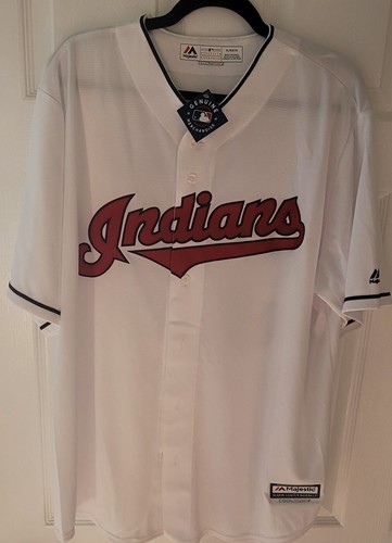 Shane Bieber Autographed Jersey w/ 2020 AL CY Young Inscription- Beckett Cert! - Picture 4 of 5