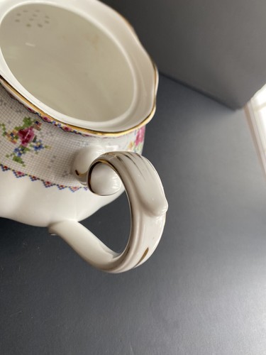 Royal Albert Petit Point 5 3/4" Tall Teapot Pink Rose Shaped Lid Handle - Picture 6 of 8