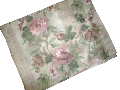 rose hexagonal couronne ontière Cadre décoré avec rose et vert floral