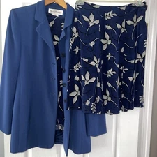 3 pcs Rena Rowan  Suit - SIZE 6 - Very Good condition