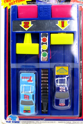 PLAY POWER SUPER TRUCK LAUNCHER PLAYSET INCLUDES 2 TRUCKS