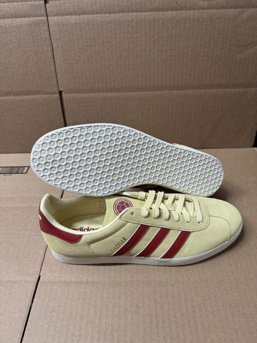 adidas gazelle silver green womens Adidas Gazelle Indoor Bringback Pack 'Colombia' in Bold Gold / Power B –  Oneness Boutique main image 1