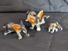 Set Of 3 Vintage Miniature Porcelain Elephant Family Figurines Figures