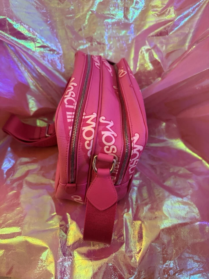 Bolso de Hombro MOSCHINO Barbie Logo Rosa Usado Buen Estado Foto 4 de 4