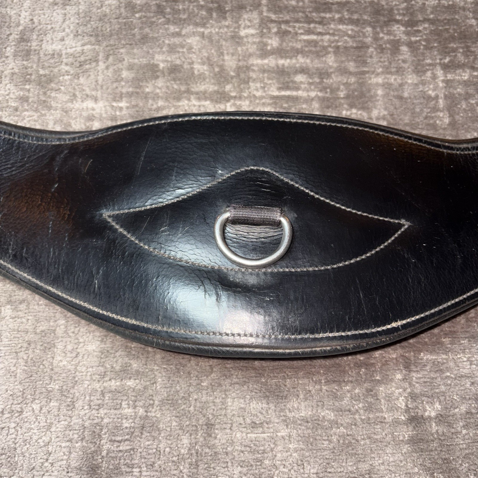 Black Leather Dressage Girth Belly Anatomical Shape 28in 70cm Unbranded