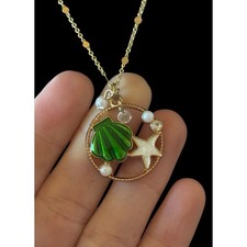 Green Starfish Seashell Beachy Pendant Charm Necklace Brand New