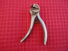 Taintor Mfg Saw Set Tooth Setter Setting Hand Tool Positive #7  Made USA Vintage