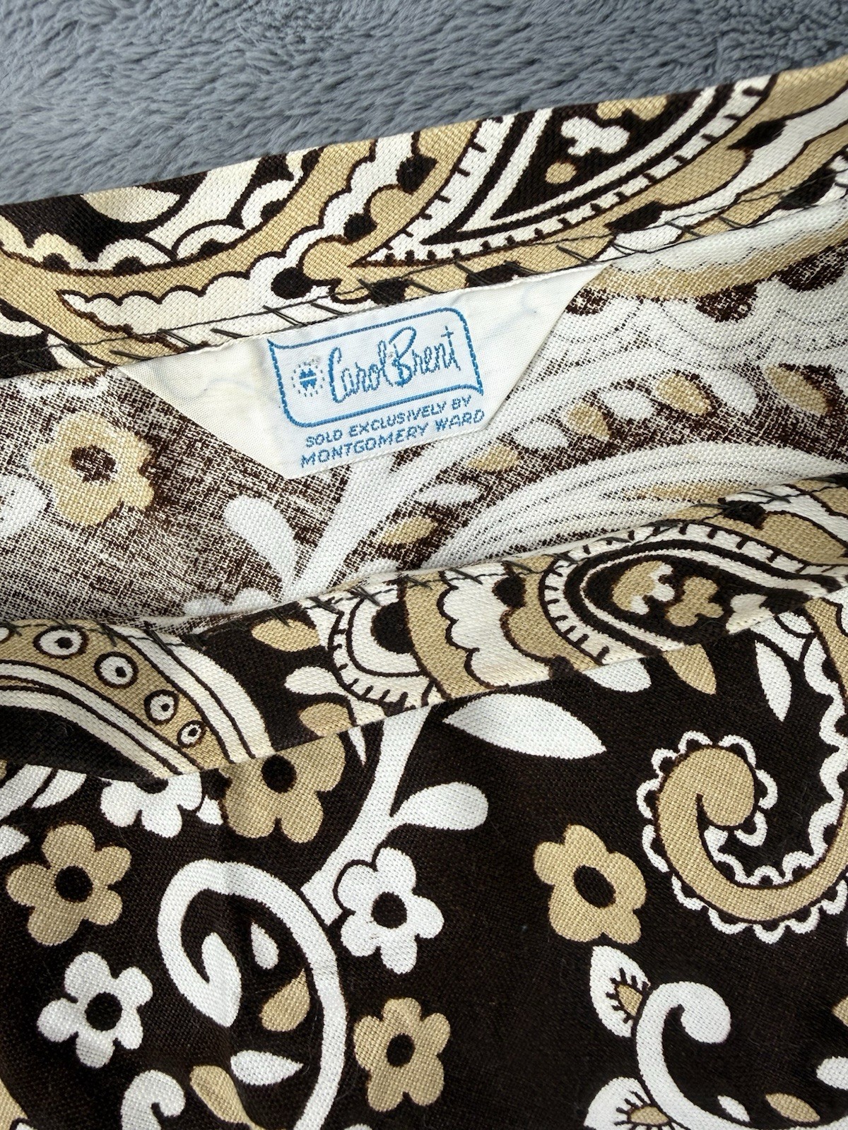 Vintage Carol Brent Montgomery Ward Paisley Fringe Poncho Cape Shawl - Brown/Tan