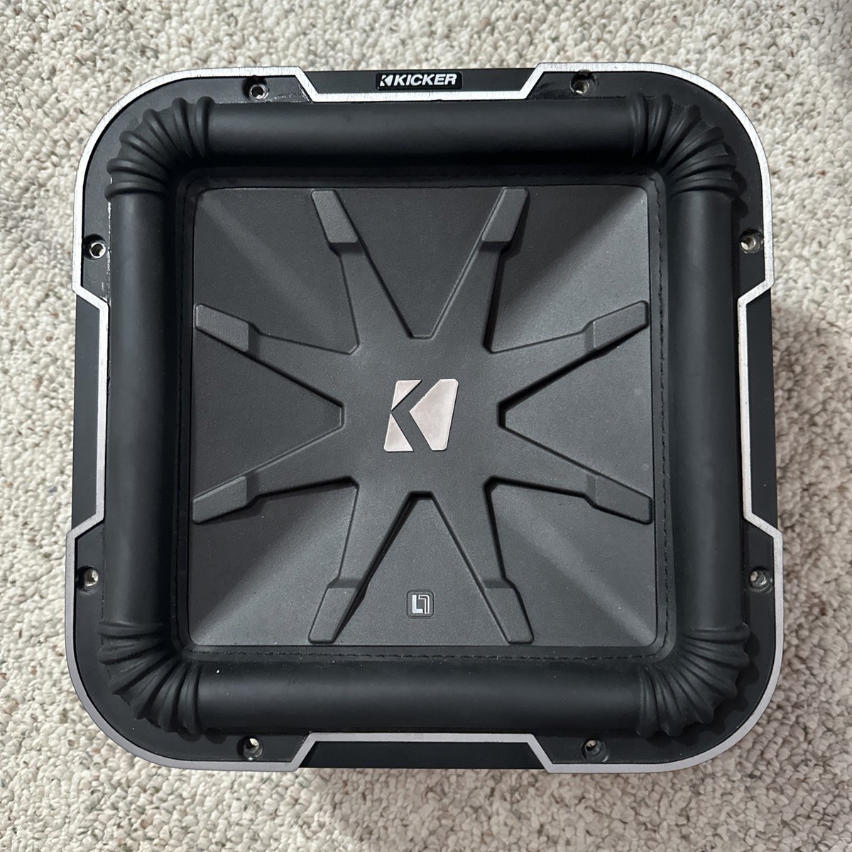 Kicker L7 12