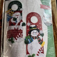 Bucilla Felt Door Hanger Applique Kit Set Of 2 Holiday 89471E