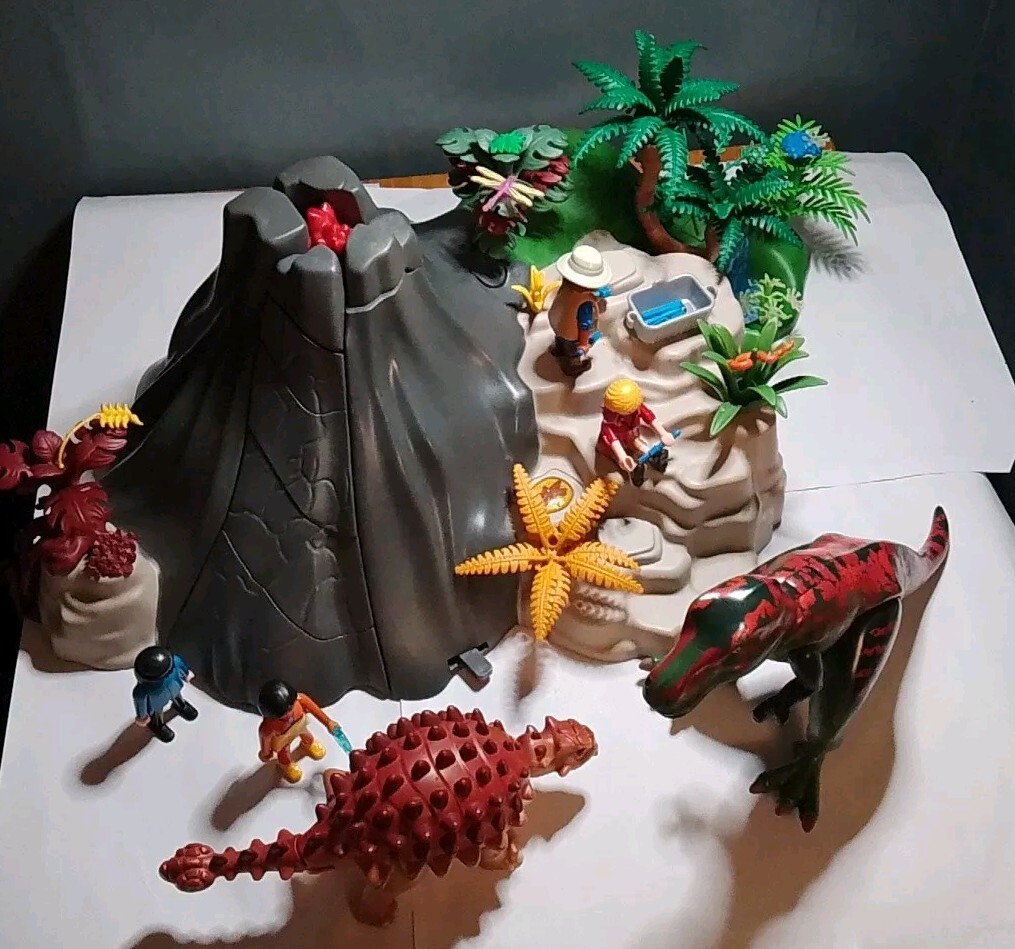 PLAYMOBIL (プレイモービル) Volcano with Tyrannosaurus ブロック