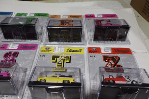 M2 Machines (DIECASTZ) 1973 Chevrolet Cheyenne Set of 8 Non-Chase - Imagen 3 de 4