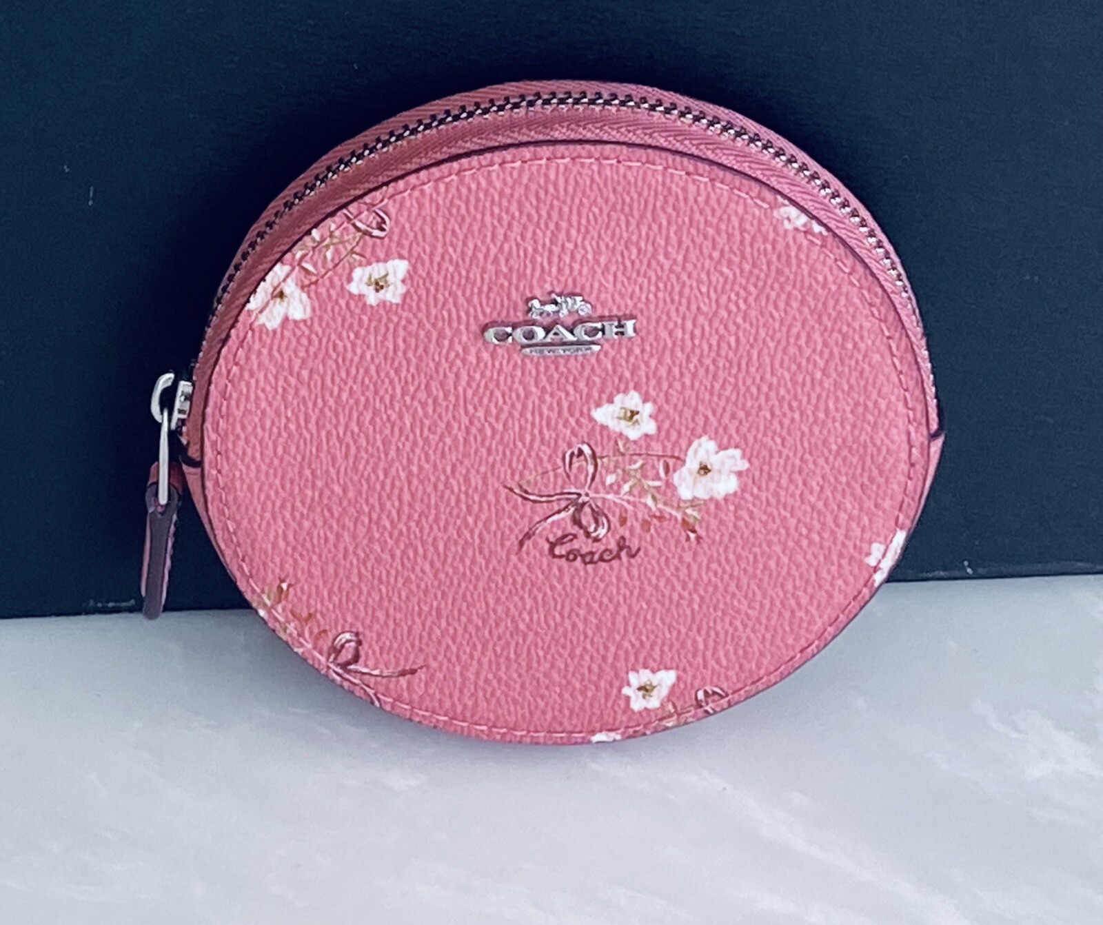 COACH PINK FLOWER & BOW ZIP COIN/CARD CASE ROUND 6667… Gem