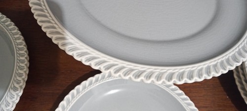 Vintage Harker Pate Sur Pate Chesterton Bread Plates Dinner,saucers and More - Picture 5 of 15