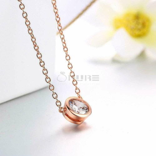Women Rose Gold Diamond CZ Round Pendant 18ct Gold Plated Solitaire Necklace UK - Picture 10 of 12