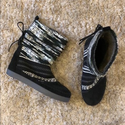 Toms Suede Leather and Fabric Nepal Boots Size 7