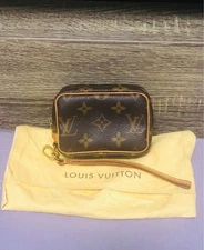 LOUIS VUITTON Monogram Truce Wapiti