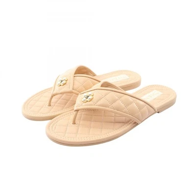 Sandales plates CHANEL Matelasse tongs #38C cuir perle artificielle beige CC - Photo 1/4