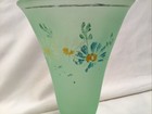 Vintage Hand Decorated Green Frosted Glass Vase Assorted Daisies — photo 3