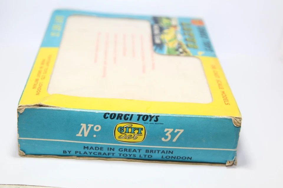 Corgi Gift Set 37 Lotus Racing Set In Original Box - Near Mint Vintage 1960s - Image 3 of 4