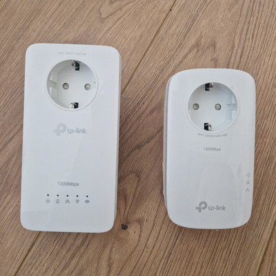TP-LINK TL-WPA8630P AV1300 Powerline WLAN Set 2x mit Steckdose 4x RJ45 weiß