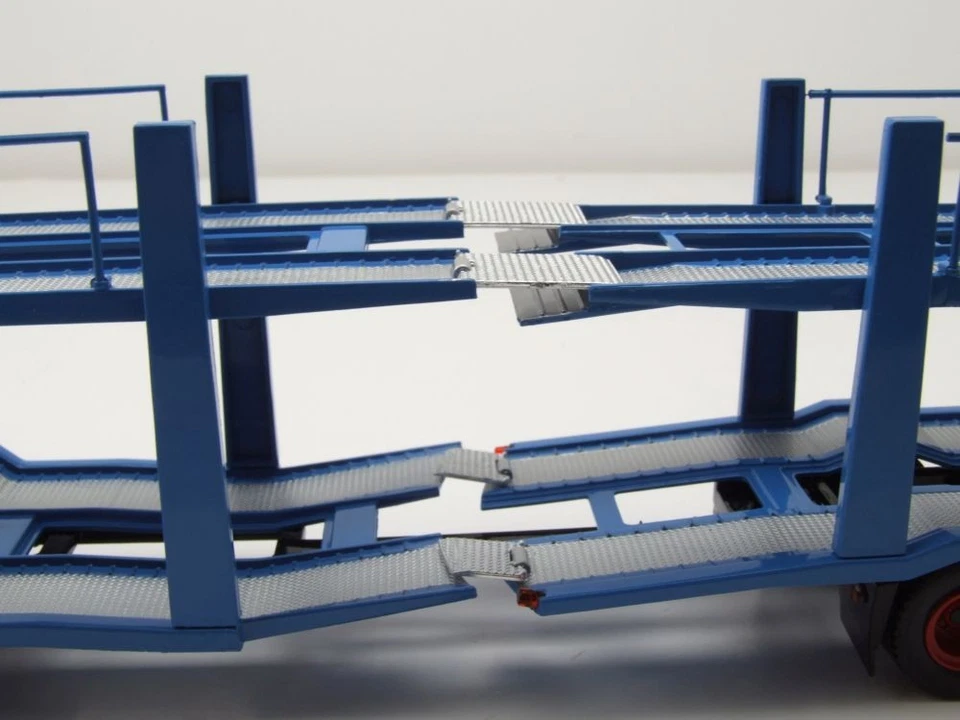 MAN Trasportatore Di Auto 1970 Blu Modello Auto 1:43 Ixo Models - Immagine 4 di 4