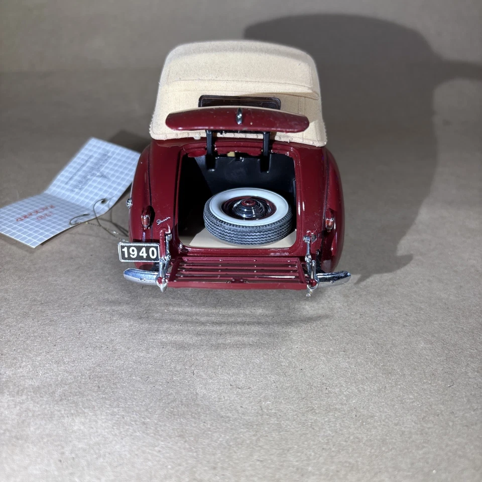 COCHE CONVERTIBLE PACKARD FRANKLIN 1940 COMO NUEVO FUNDIDO A PRESIÓN 1:25 Foto 3 de 4