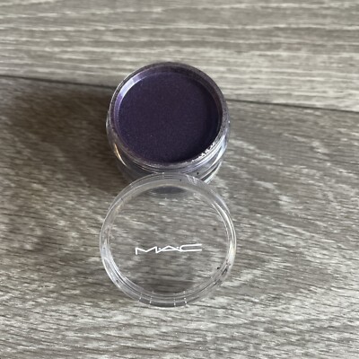MAC Crushed Metallic Pigment *DUSTY DESIRE* (3g/0.10oz) NEW W/O BOX - *RARE*