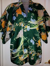 Vintage 70s Green Oriental Birds Floral Asian Frog Closure Kimono Short Robe M
