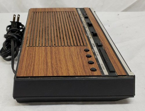 Vintage -GE-7-4636C -Digital AM / FM Alarm Clock Radio -Works With 1 Issue -READ - Picture 5 of 10