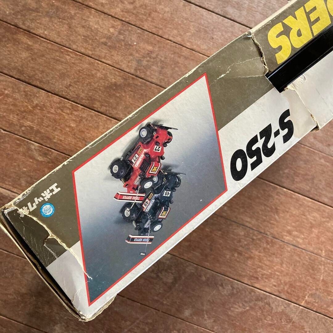 Epoch HO scale TYCO RACING HOPPERS S-250 Racing Hopper Epoch HO scale TYCO RACING HOPPERS S-250 Racing Hopper