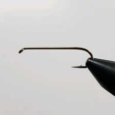 25 DAIICHI 3x LONG NYMPH FLY HOOK Style #1720 Down Eye, Round Bend, Bronze