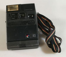 KODAK INSTANT CAMERA W/ ORIGINAL RAINBOW STRAP